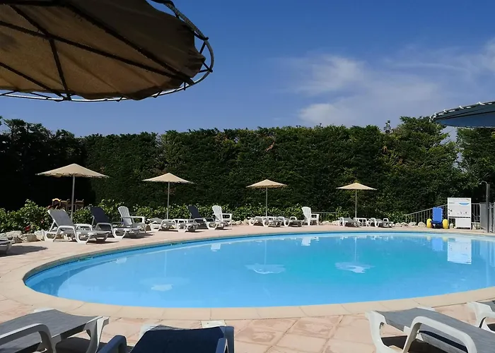 Camping Des Favards